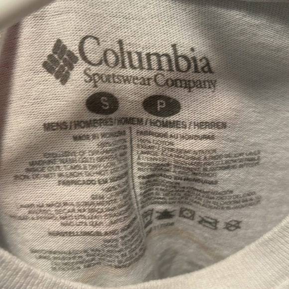 Columbia mens small white t-shirt. Great condition - Picture 3 of 3
